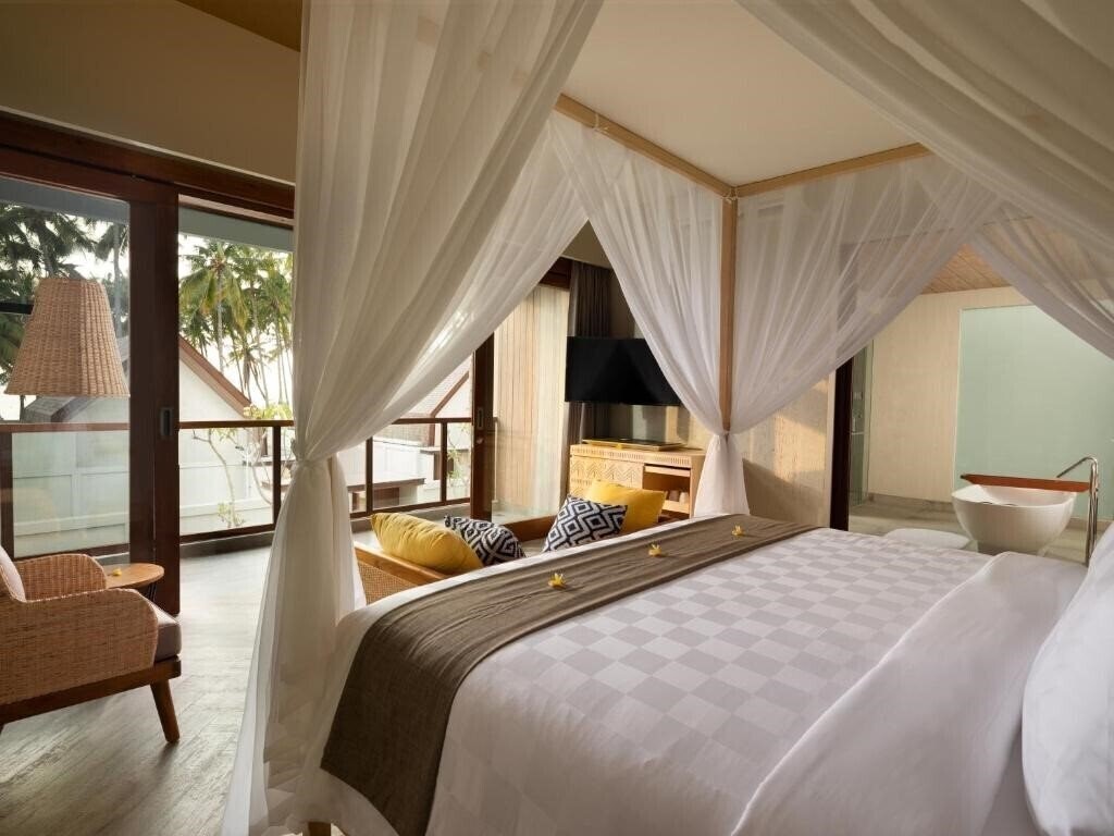 Картинка The Kayana Beach Lombok 5*