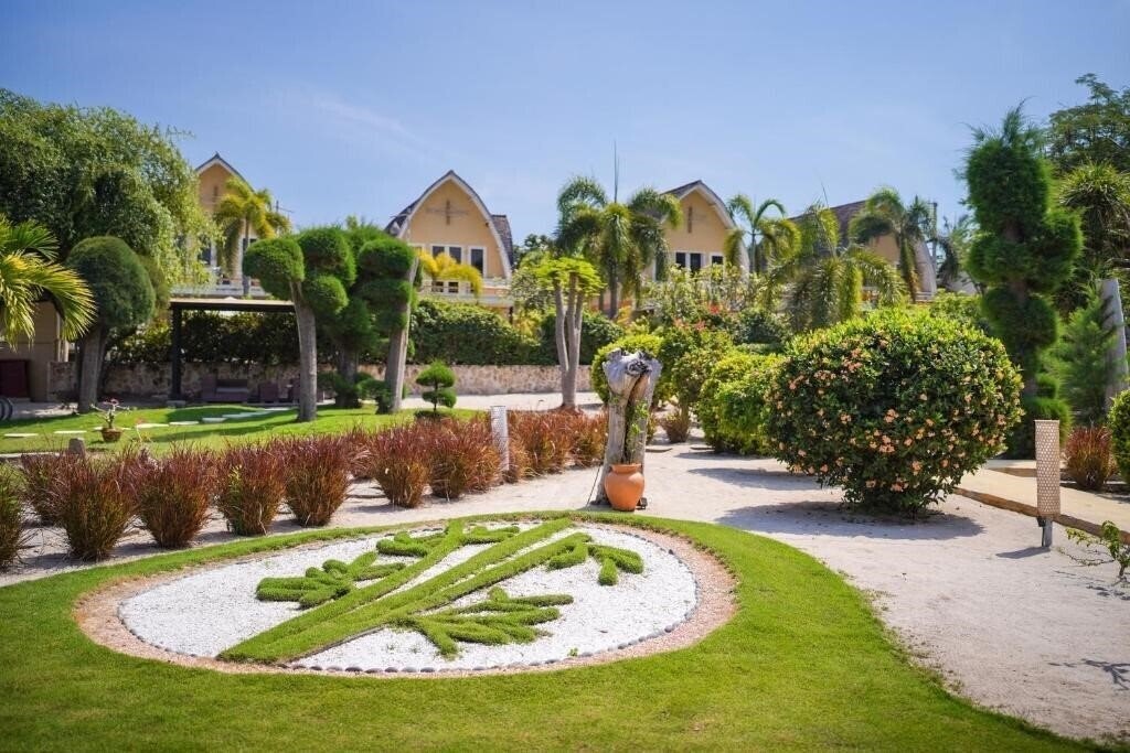 Фото Pearl Of Trawangan Resort 3*