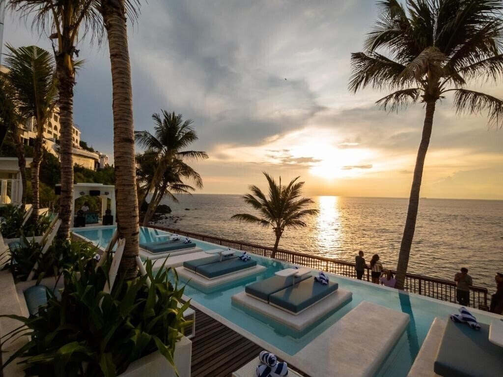 Фото Royal Avila Boutique Resort 5*
