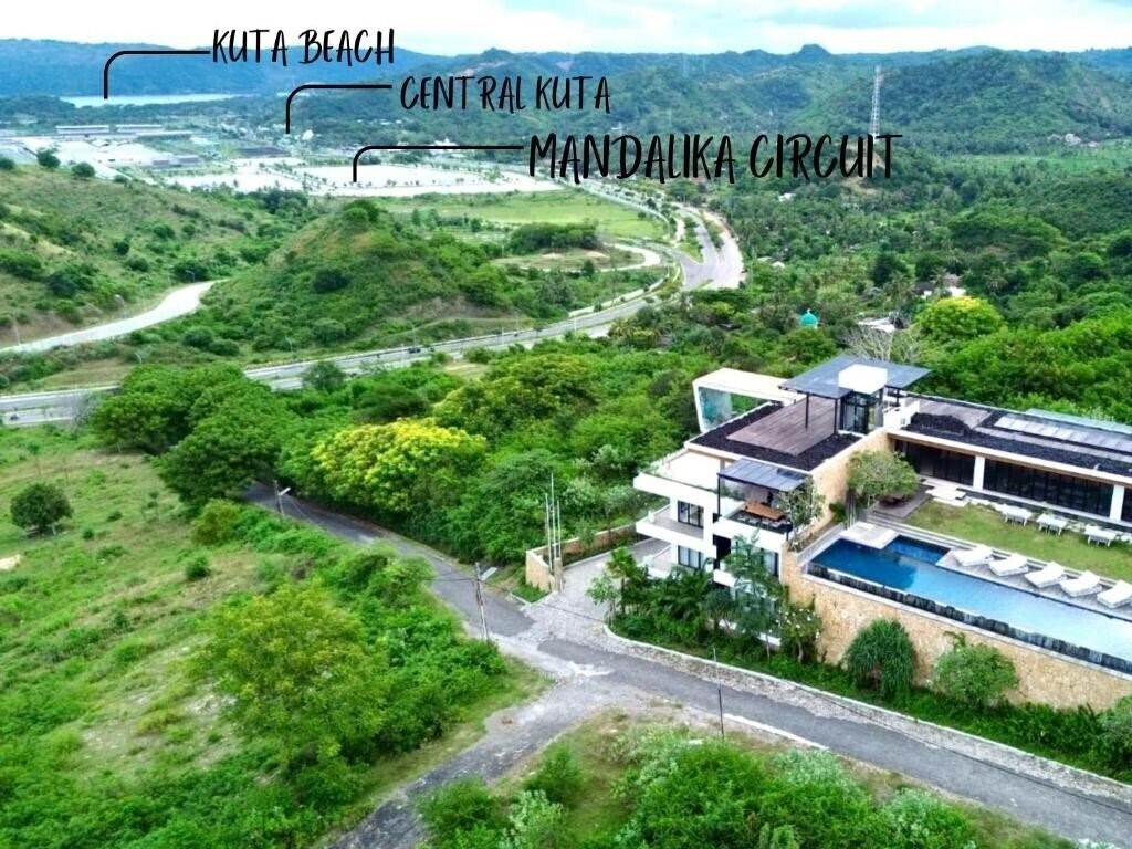 Зображення Truntum Boutique Mandalika 4*