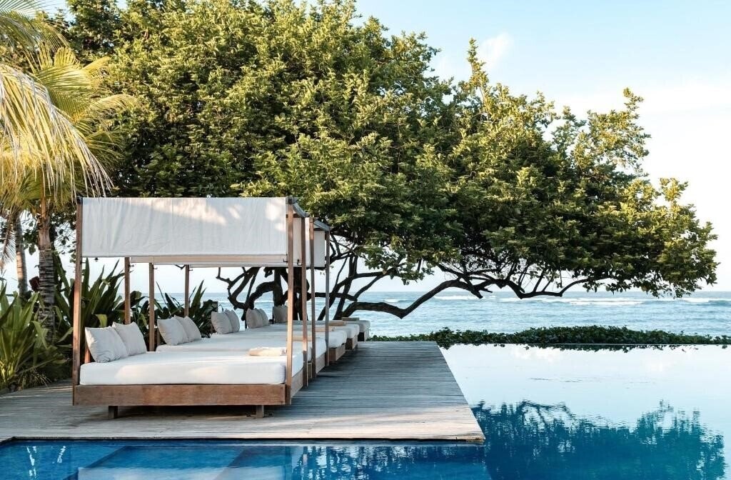 Картинка Amber Lombok Beach Resort 4*