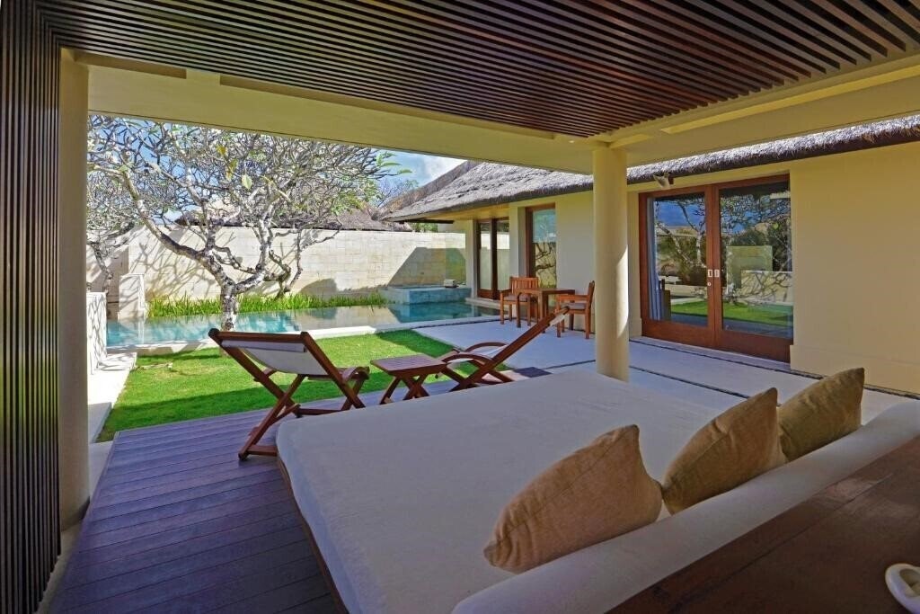 Фото The Bale Nusa Dua 5*