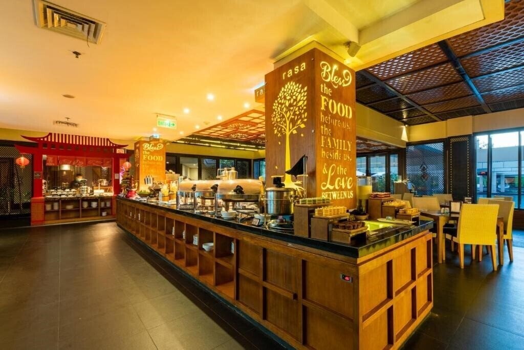 Фото The Puri Nusa Dua 4*