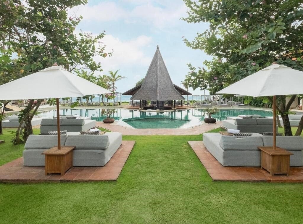 Отель Sadara Boutique Beach Resort Bali 4*