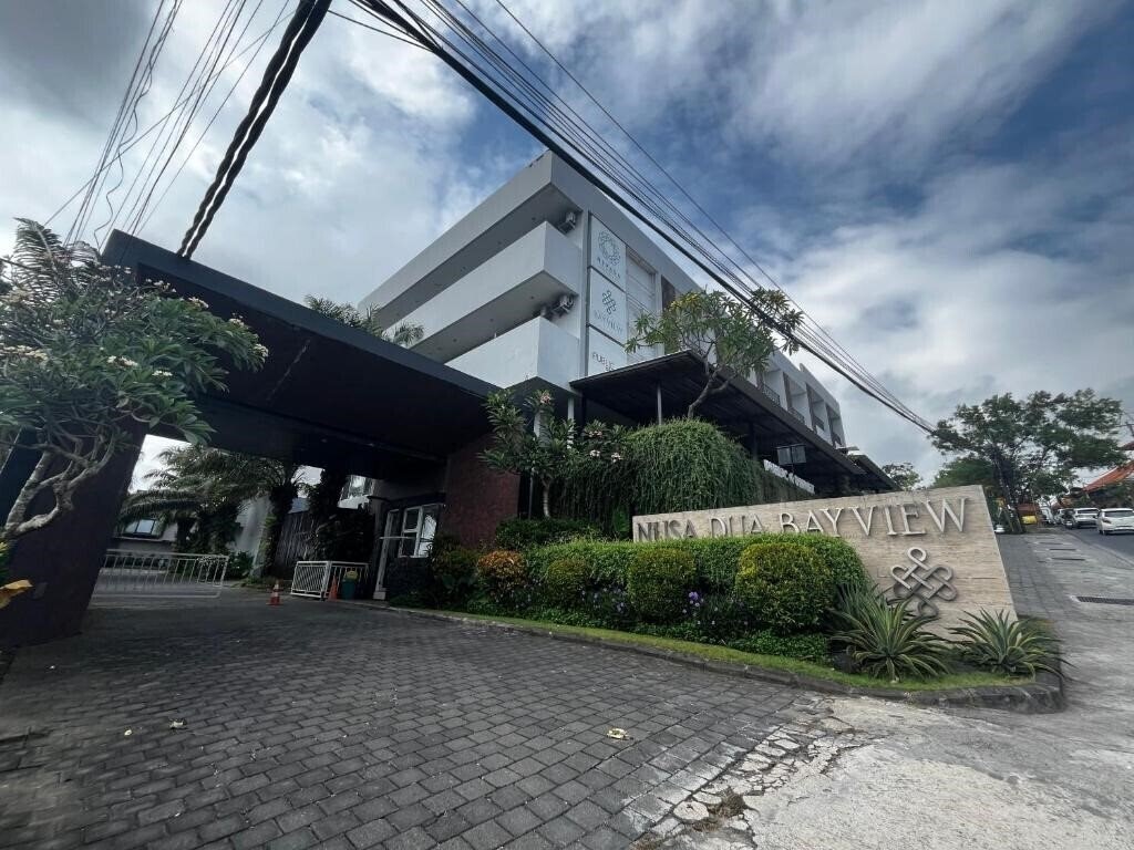 Отель Nusa Dua Bay View 4*