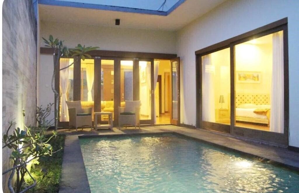 Фотография Nuansa Kori House 4 Bedrooms Jimbaran 3*
