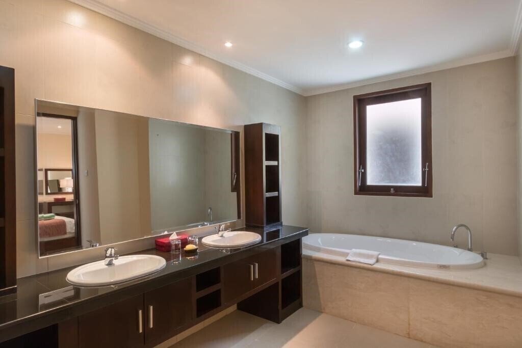 Фотография Peninsula Bay Resort 4*