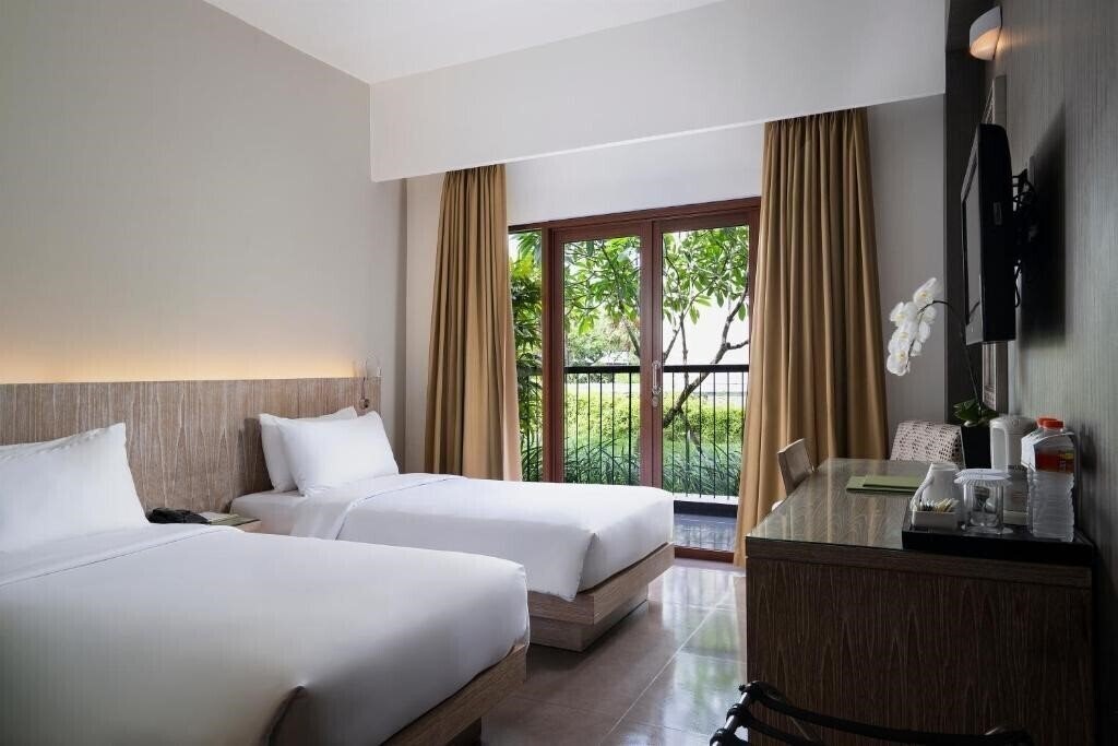 Фото Santika Siligita Nusa Dua Bali 4*
