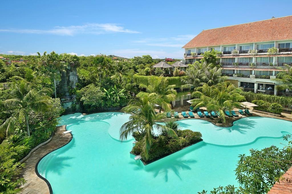 Готель Swiss Belhotel Segara 4*