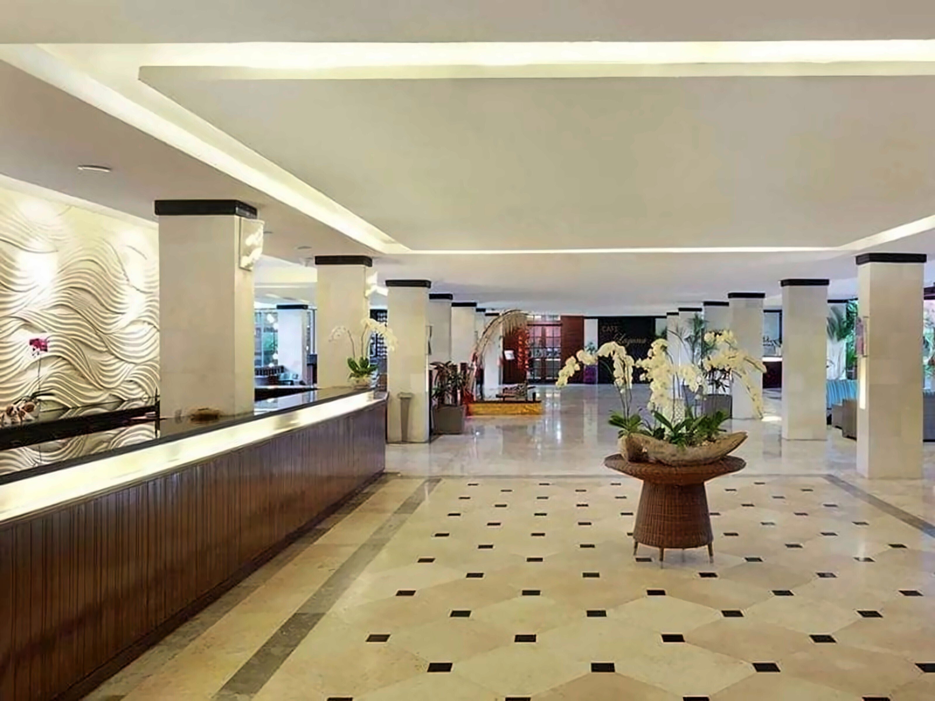 Картинка Swiss Belhotel Segara 4*