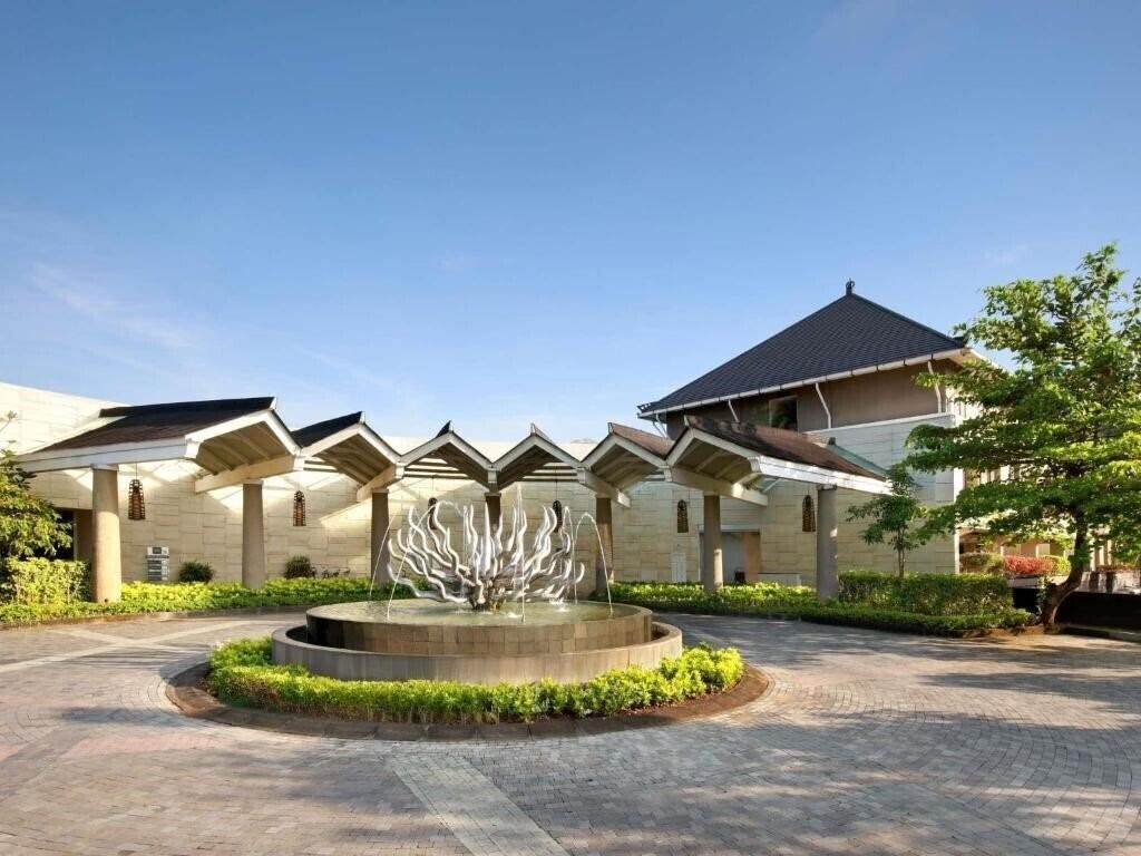 Отель Mercure Bali Nusa Dua 4*