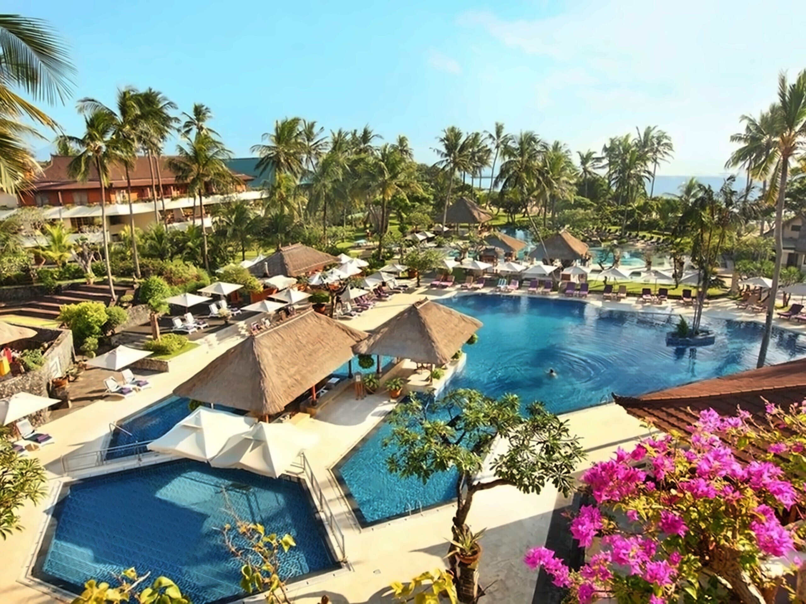 Фото Nusa Dua Beach Hotel & SPA 5*