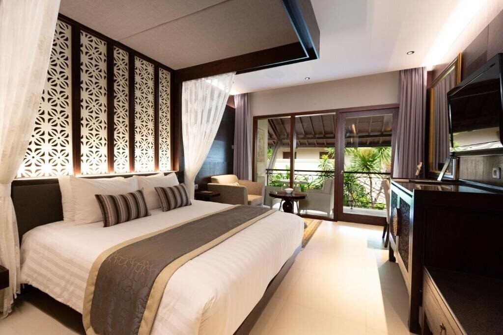 Фото Puri Santiran 4*