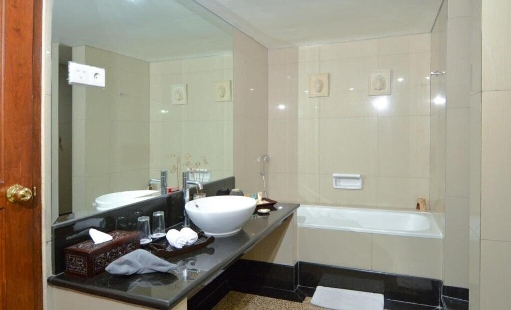 Фотографія Jayakarta Yogyakarta 4*