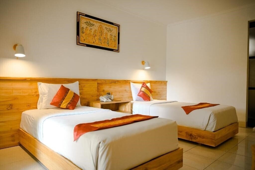 Фото Aneka Lovina 4*