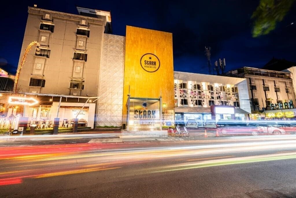 Готель J Boutique 3*