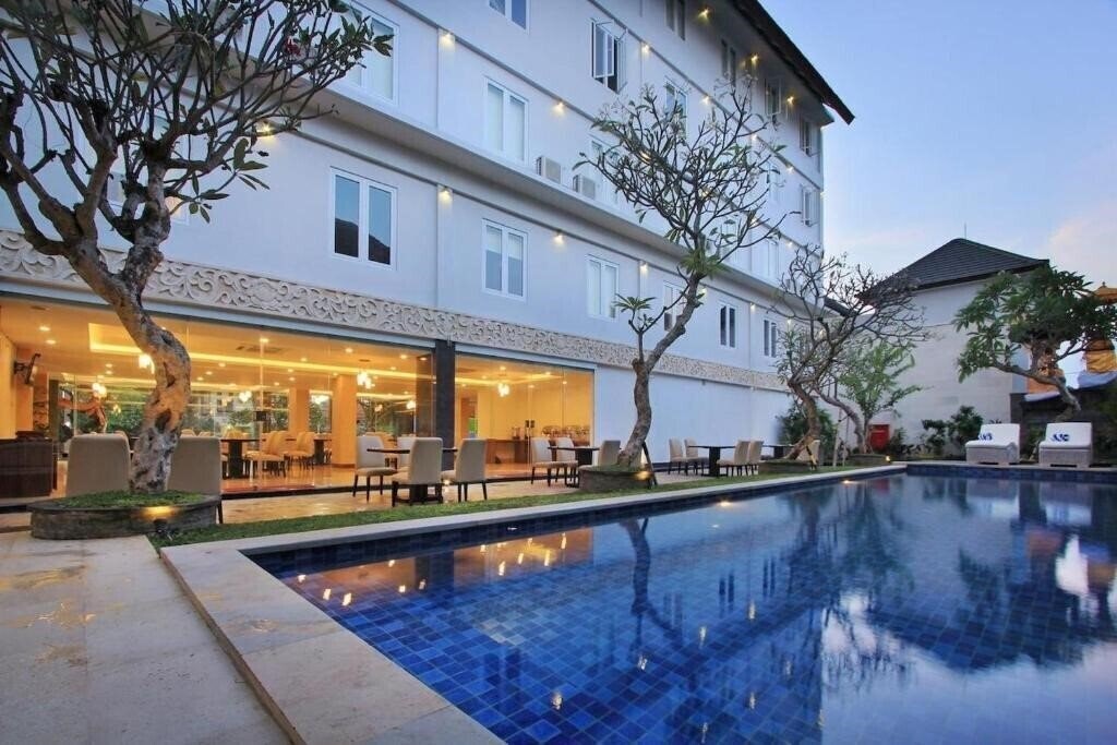 Готель Marscity Hotel 3*