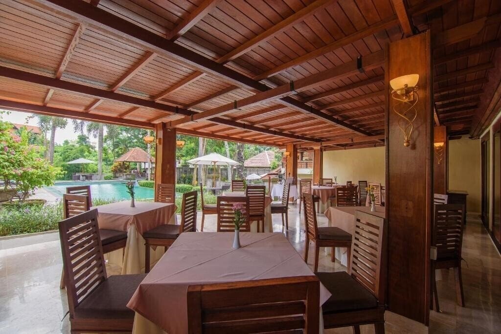 Фотография Champlung Sari Hotel 3*