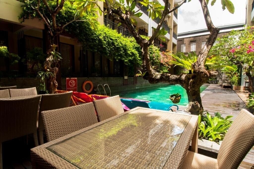 Картинка 100 Sunset Boutique Hotel 4*
