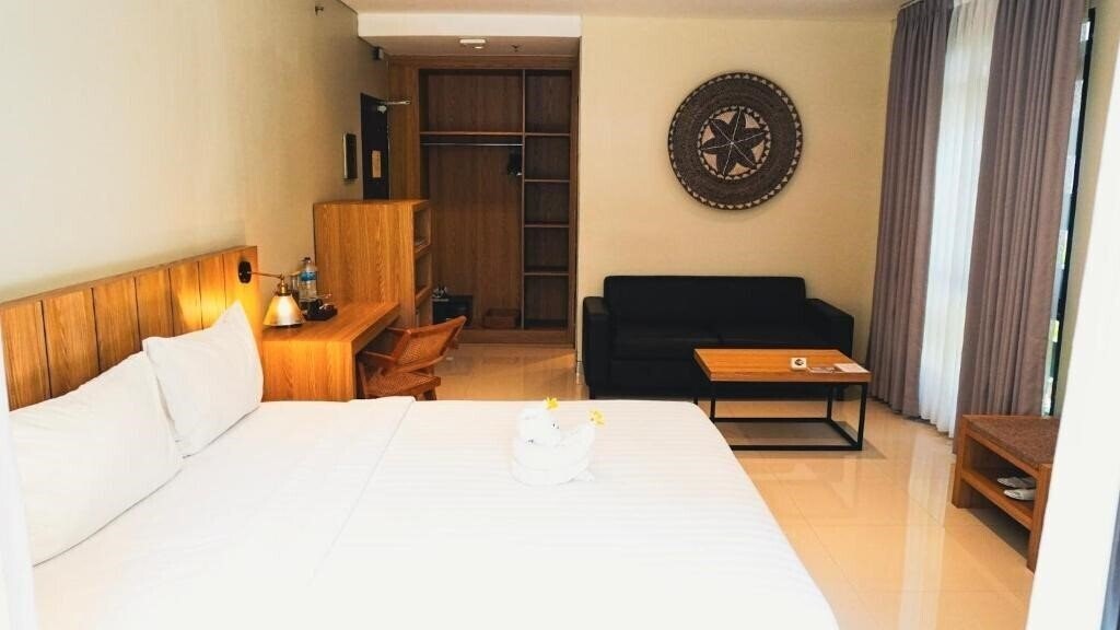 Фото Grand Kuta Hotel & Residence 3*