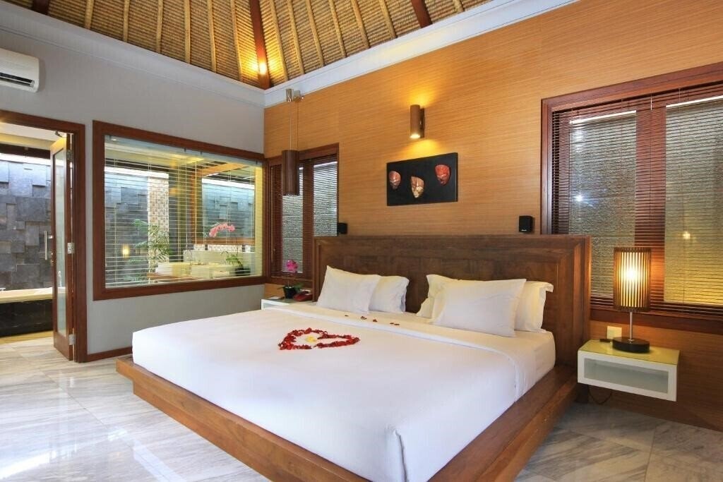 Фото Abi Bali Resort & Villa 3*