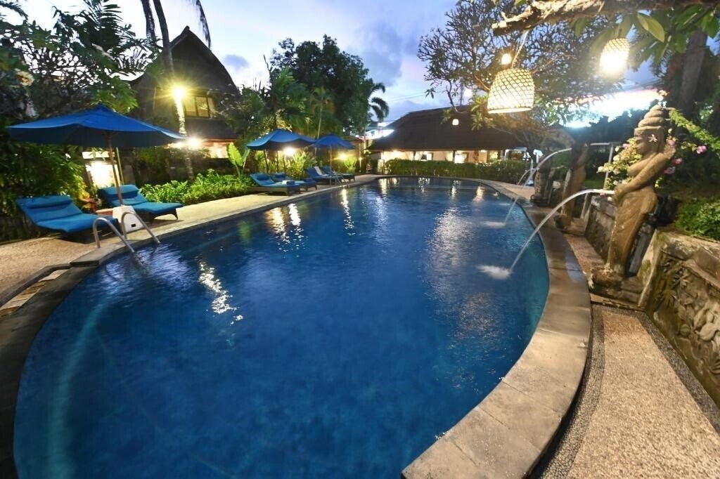 Отель Puri Dewa Bharata Villas 2*