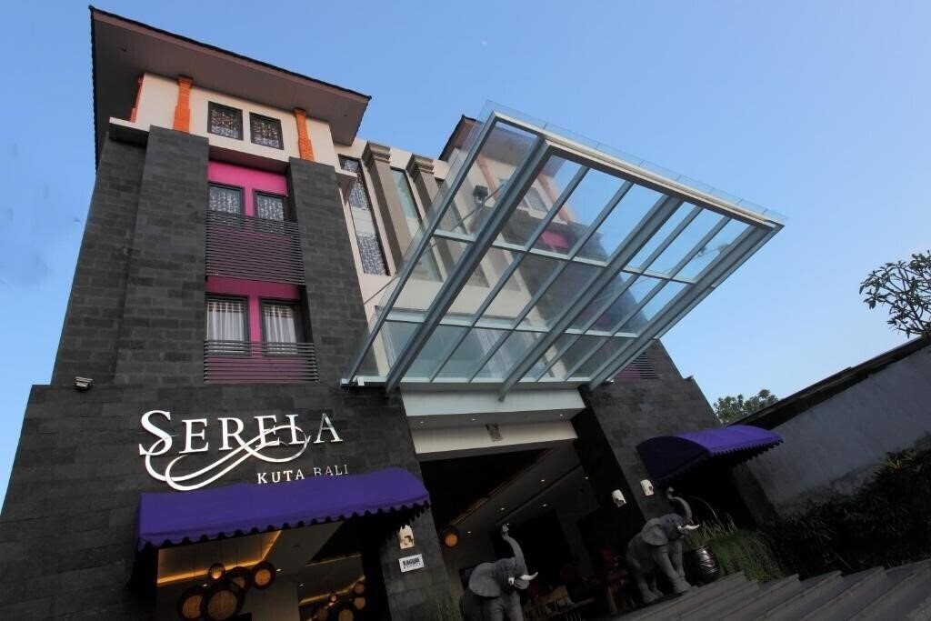 Отель Grand Serela Kuta Bali 3*