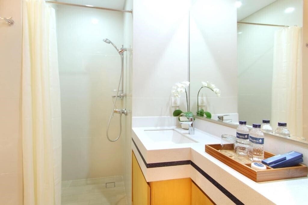 Фотография Rhadana Hotel 3*