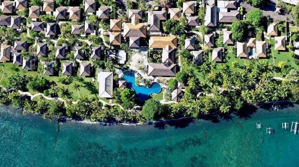 Отель Puri Bagus Lovina 4*