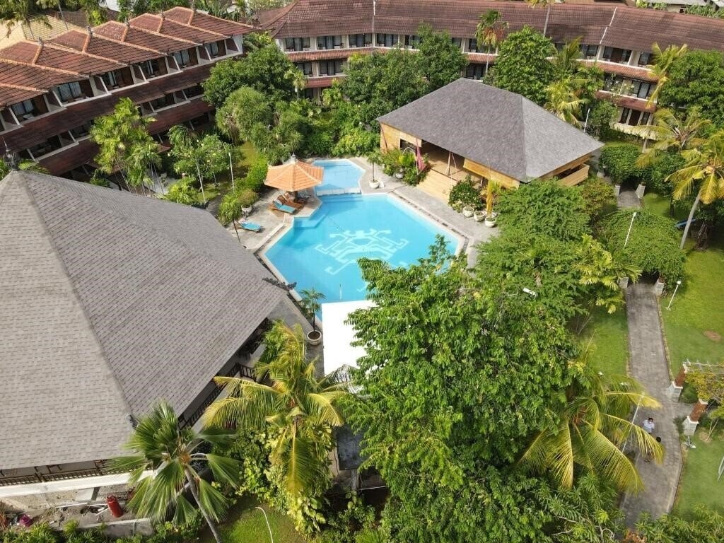 Зображення Palm Beach Hotel Bali 3*