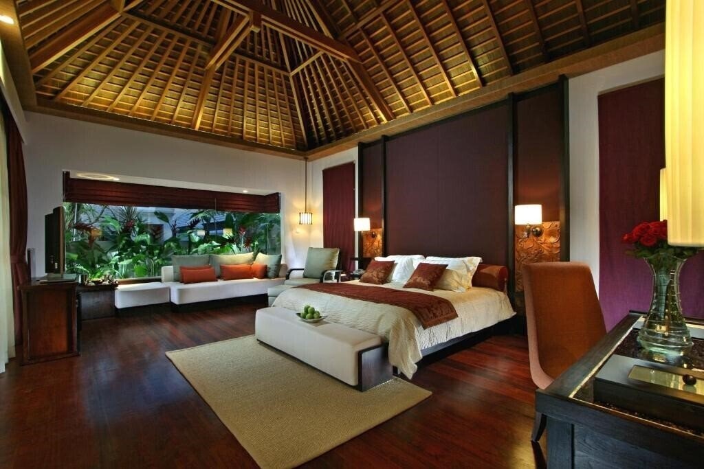 Фото Royal Santrian Luxury Villas 4*