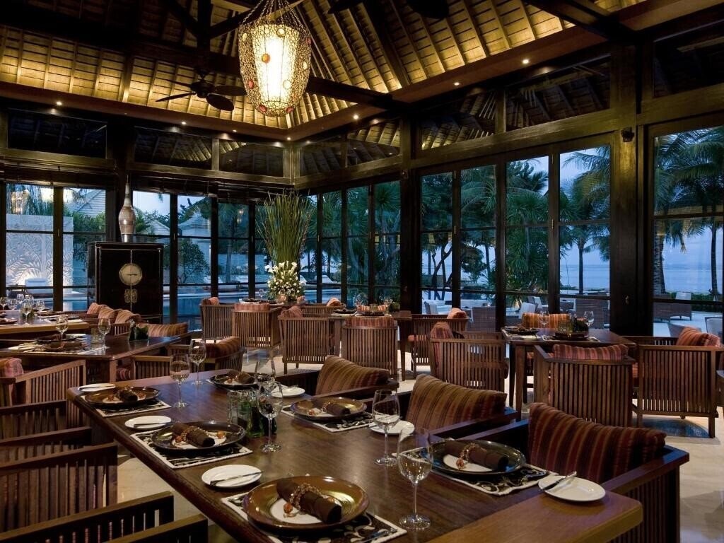 Зображення Royal Santrian Luxury Villas 4*