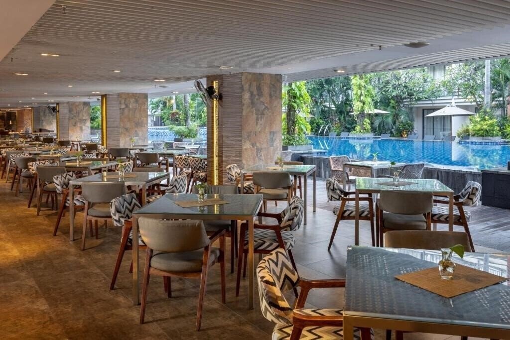 Фотография Anathera Resort Kuta 4*