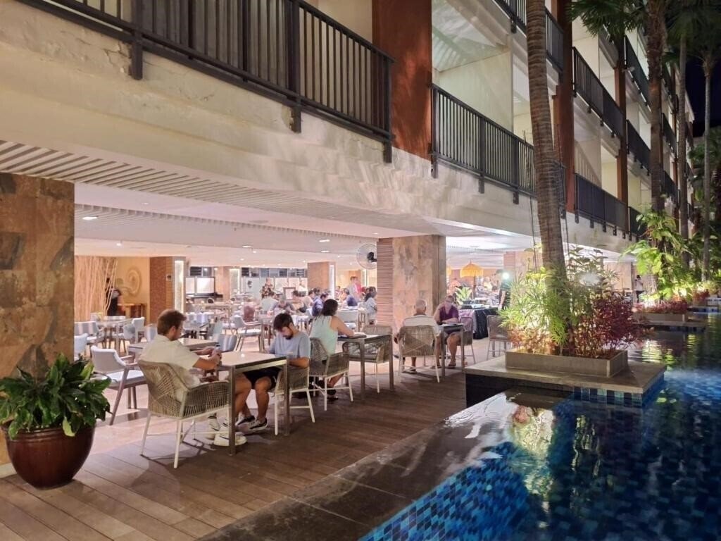 Зображення Anathera Resort Kuta (ex. Swiss-Belhotel Tuban Kuta) 4*