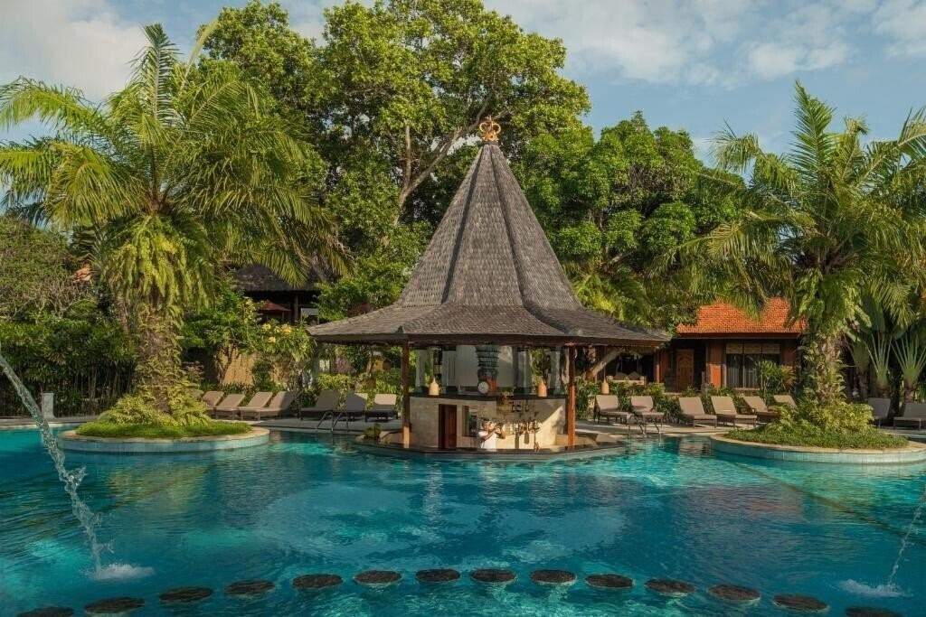 Фотография Bali Tropic Resort & SPA Hotel 4*
