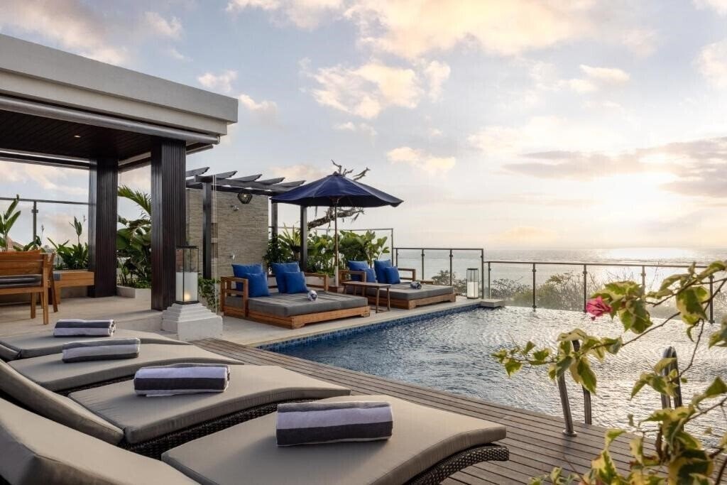 Картинка Bali Tropic Resort & SPA Hotel 4*