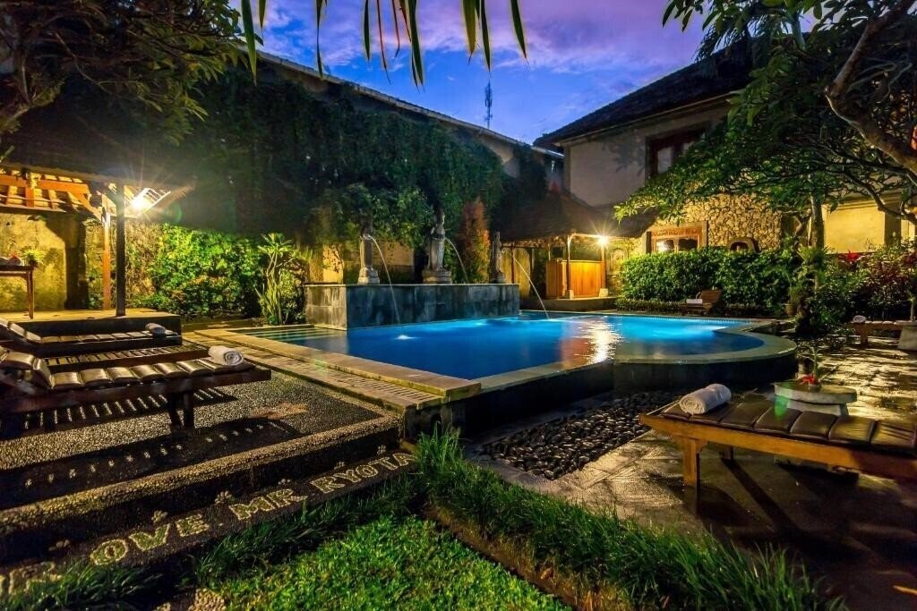 Готель Sahadewa Resort & SPA 3*