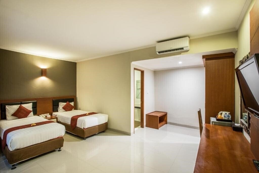 Фото Svarna Sanur 3*