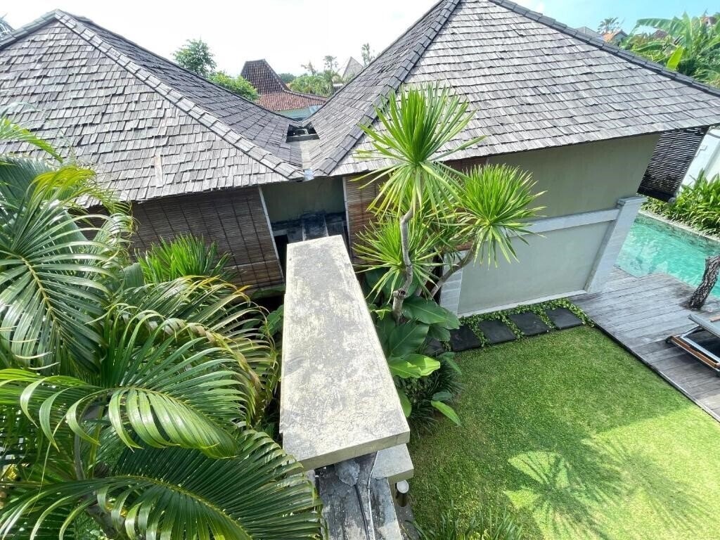 Фото Pradha Villas 4*