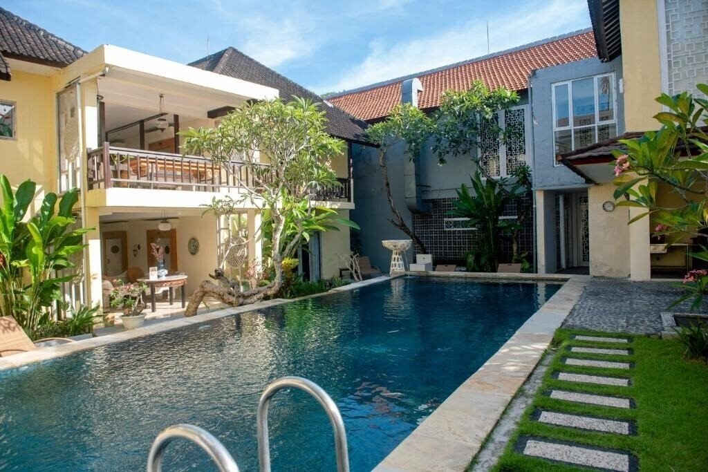 Готель Abian Biu Mansion 3*