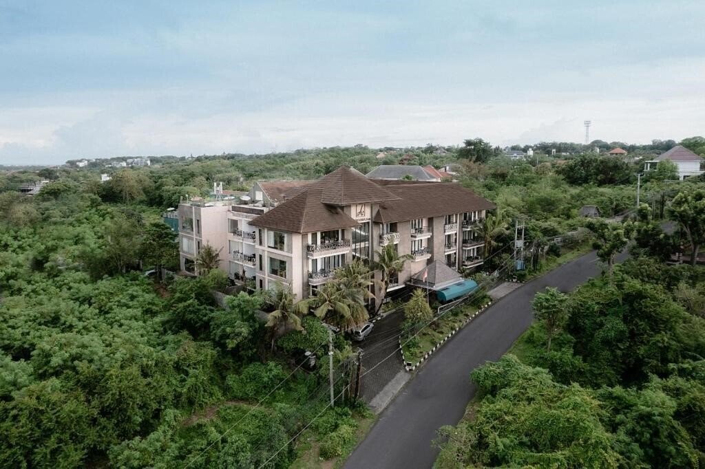 Фото Amaroossa Suite Bali 1*