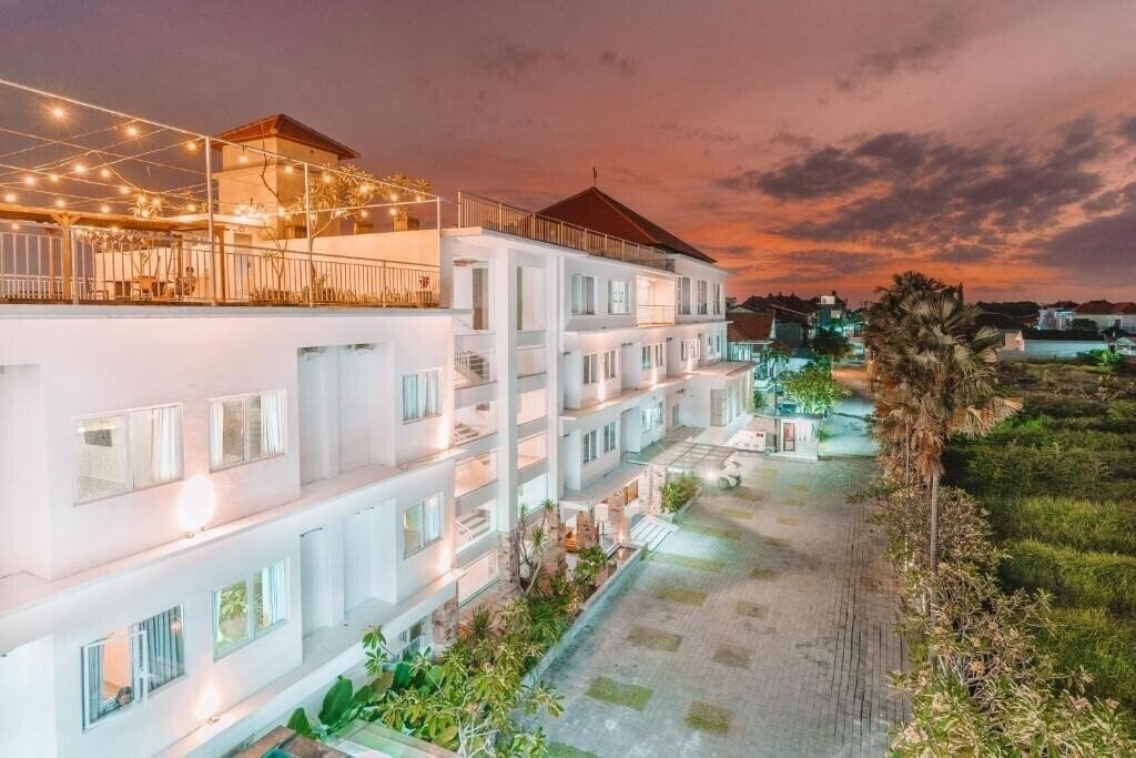 Отель The Salak Hotel 1*