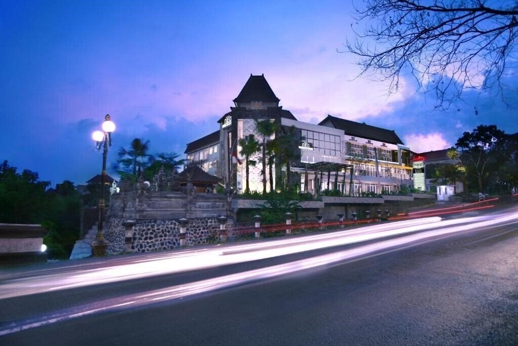Готель Neo Gatot Subroto Bali 3*