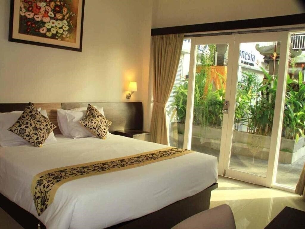 Фото Losari Sunset Hotel 3*