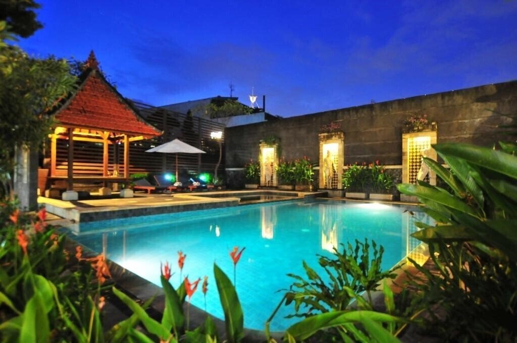 Изображение Sandat Kuta Hotel 3*