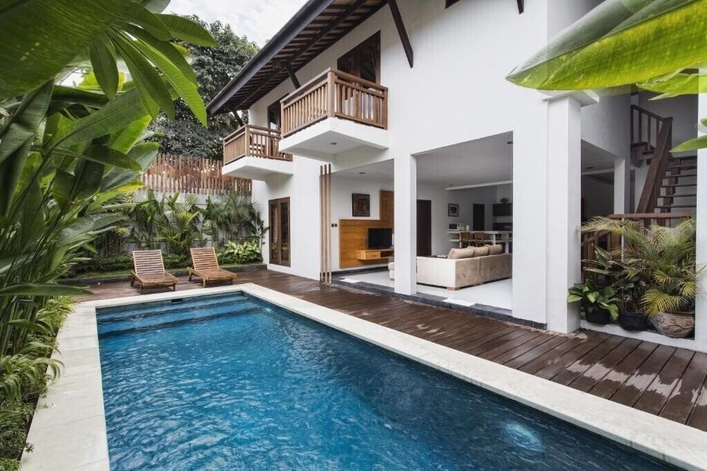 Отель De'Lu Villas And Suites 1*