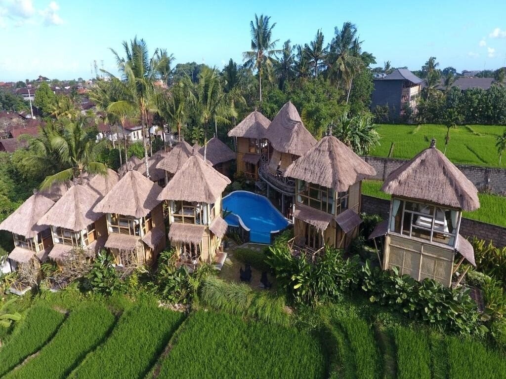 Изображение Biyukukung Suites & Spa 4*