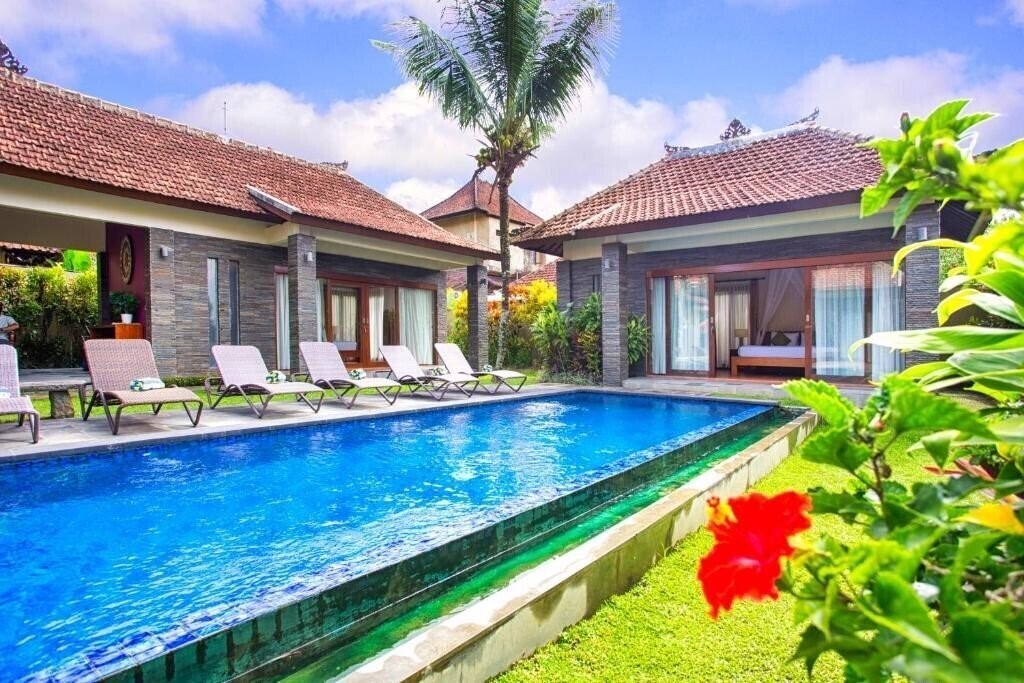 Готель Ubud Heaven Sayan 4*