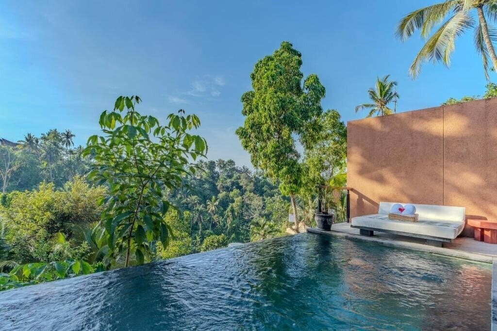Фото Amora Ubud Boutique Villas 4*