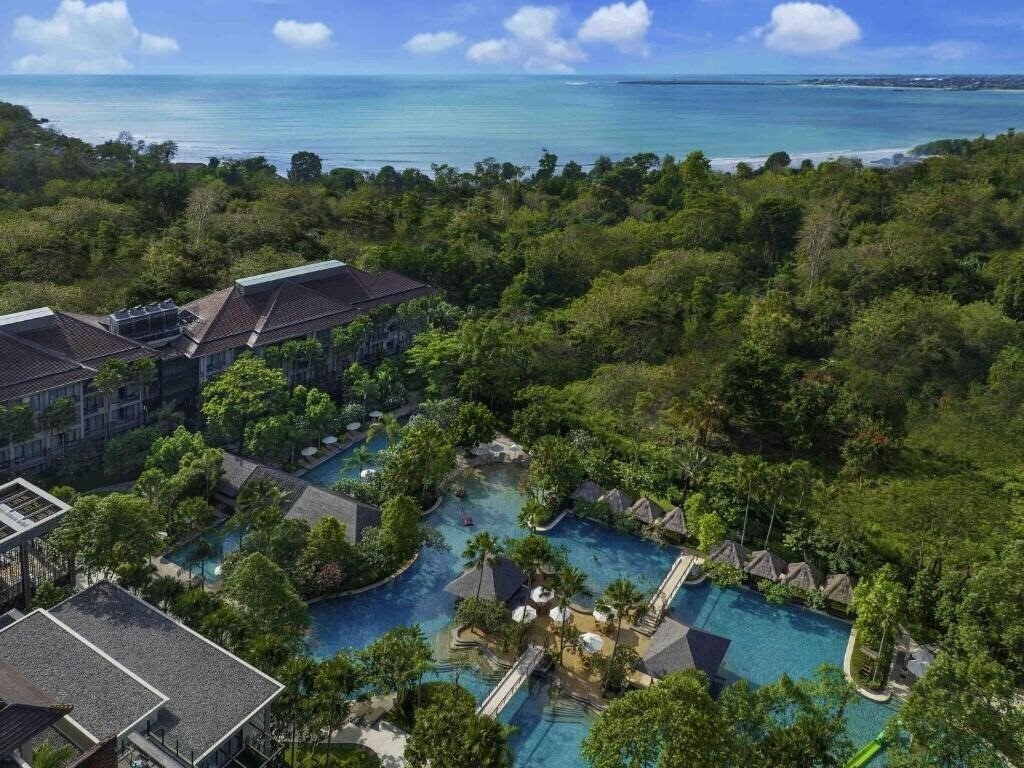 Отель Movenpick Jimbaran 5*